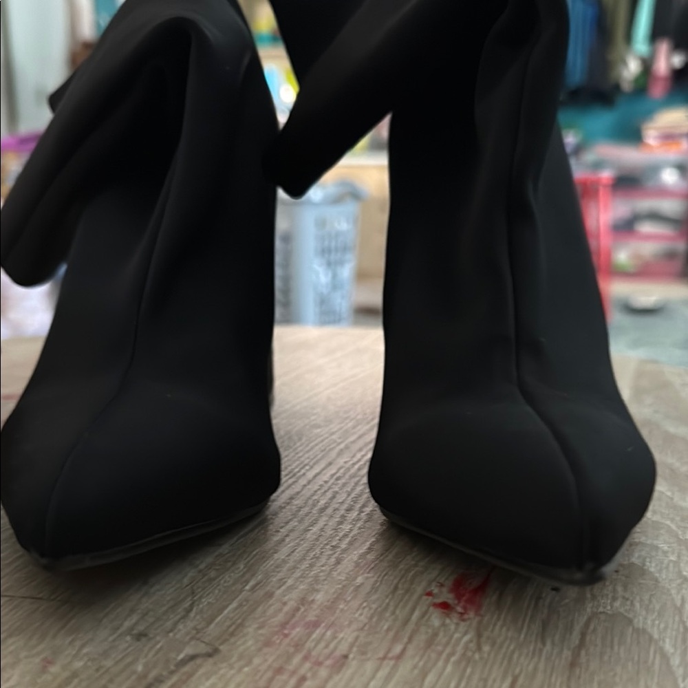 Therapy Bowie Heels